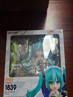 Good Smile Racing - Hatsune Miku - Nendoroid (#1839) - Racing 2022 Ver.